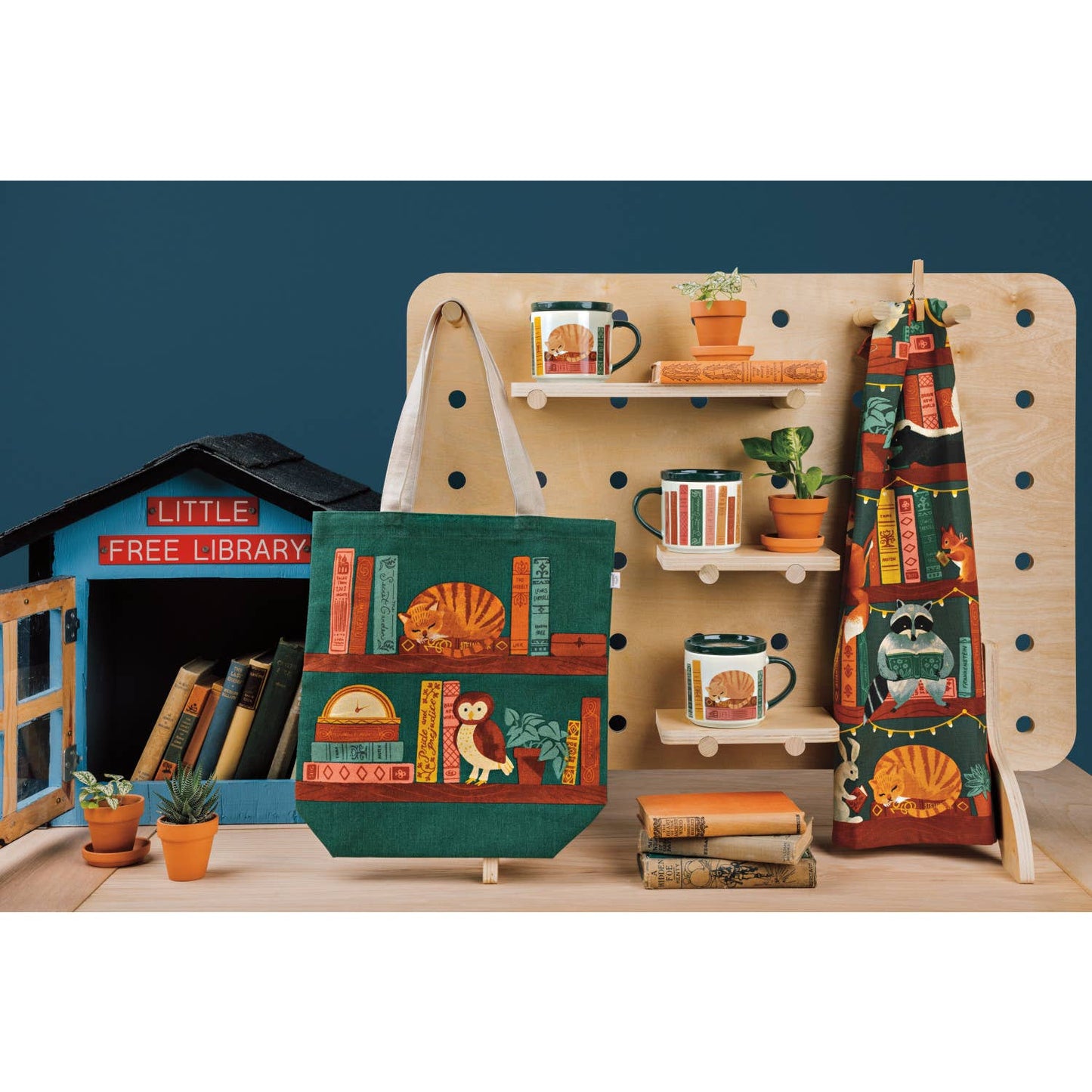 Jubilee Book Club Mug with Lid